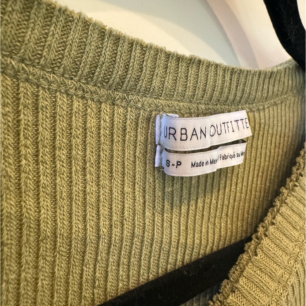 UO Ribbed Baby Tee - Picture 4 of 6